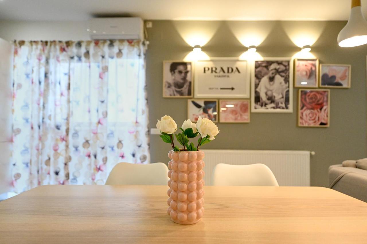 Splendid 2br With Breathtaking Views Of Casa Poporului Apartment *
