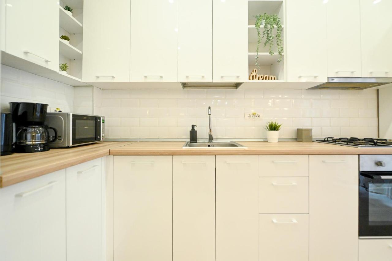 Splendid 2br With Breathtaking Views Of Casa Poporului * Bukarest