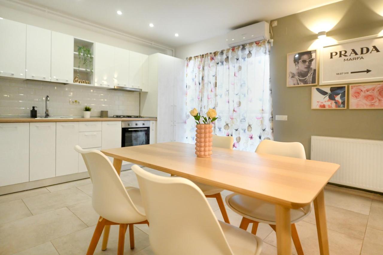 Apartment Splendid 2br With Breathtaking Views Of Casa Poporului